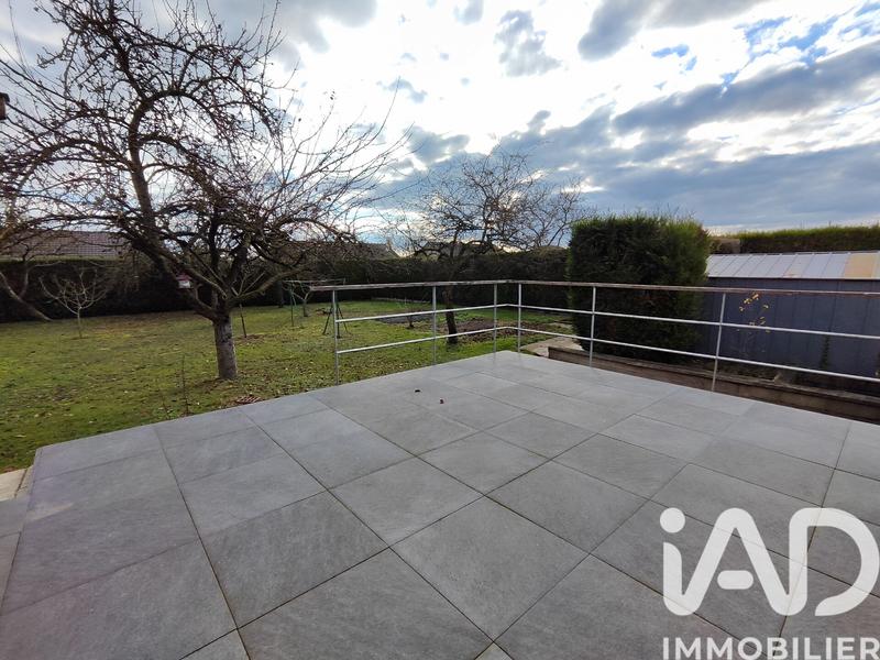 Maison - 111 m² - 6 pièces