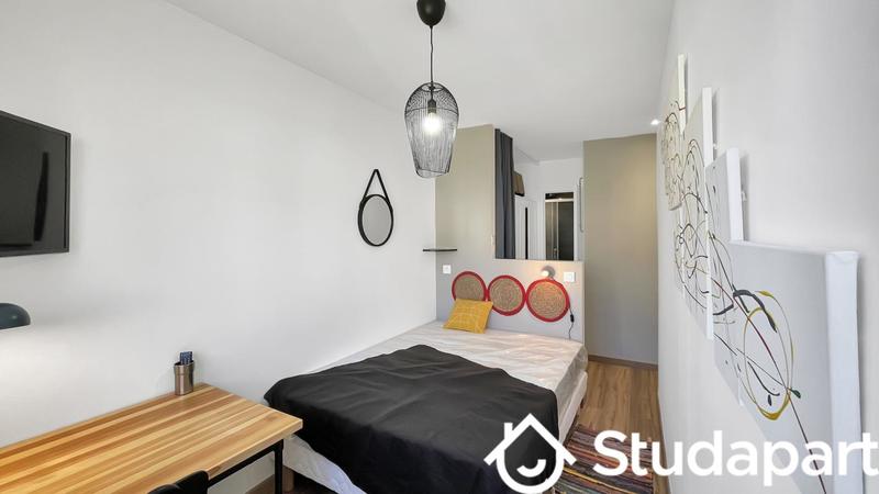 Chambre - 14 m² - 1 pièce