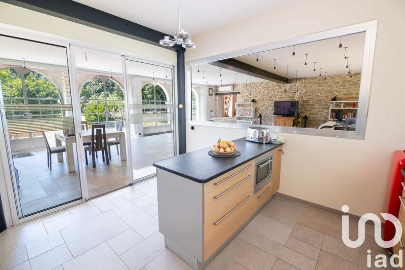 Maison - 405 m² - 12 pièces