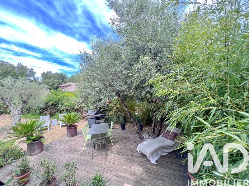 Maison - 180 m² - 7 pièces