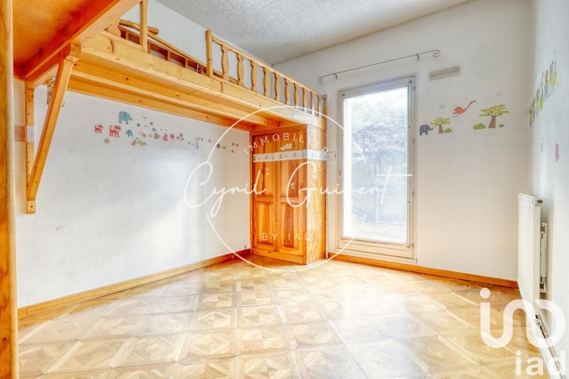 Appartement - 77 m² - 3 pièces