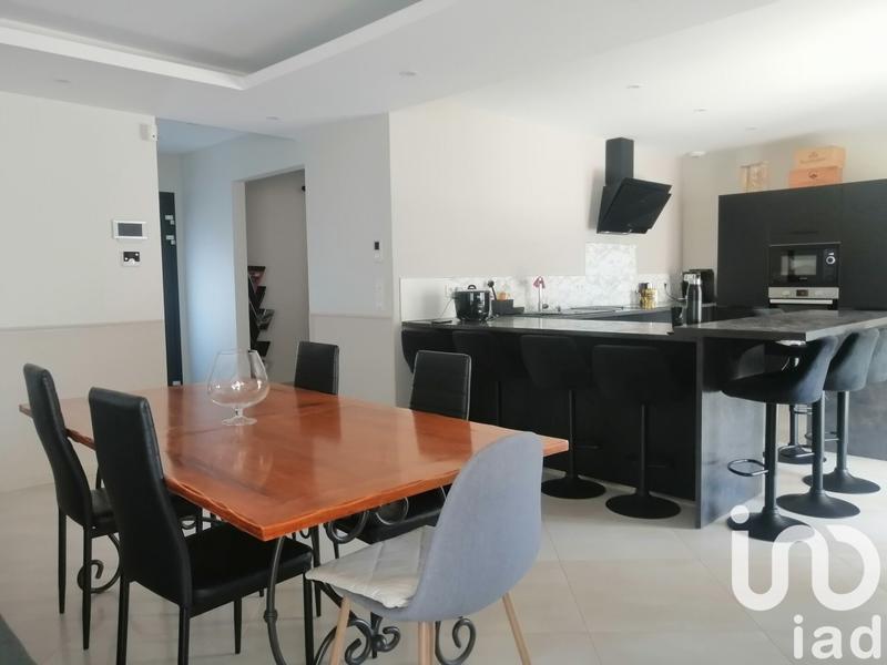 Maison - 141 m² - 6 pièces