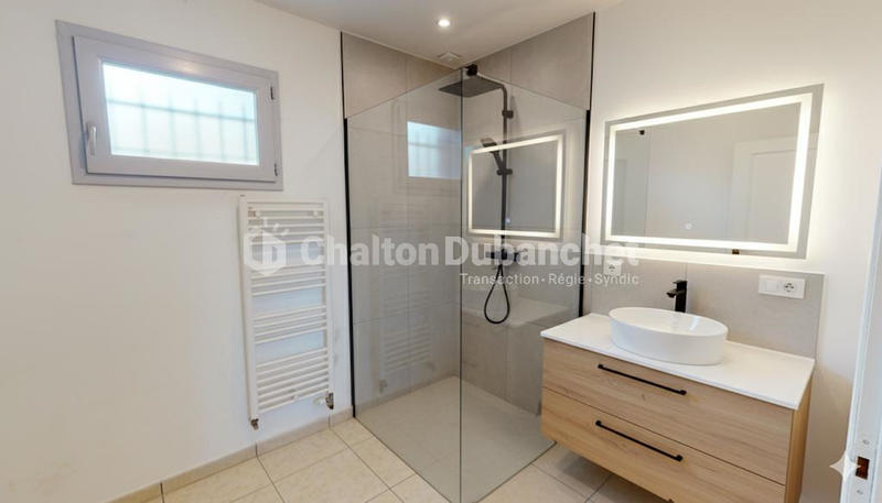 Appartement - 74 m² - 3 pièces