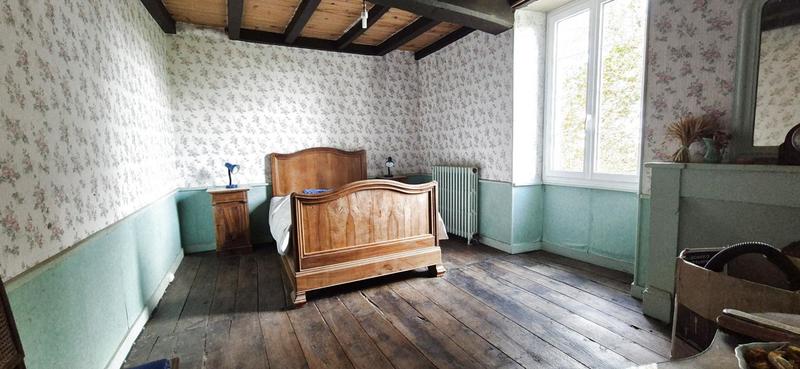 Propriété - 229 m² - 7 pièces