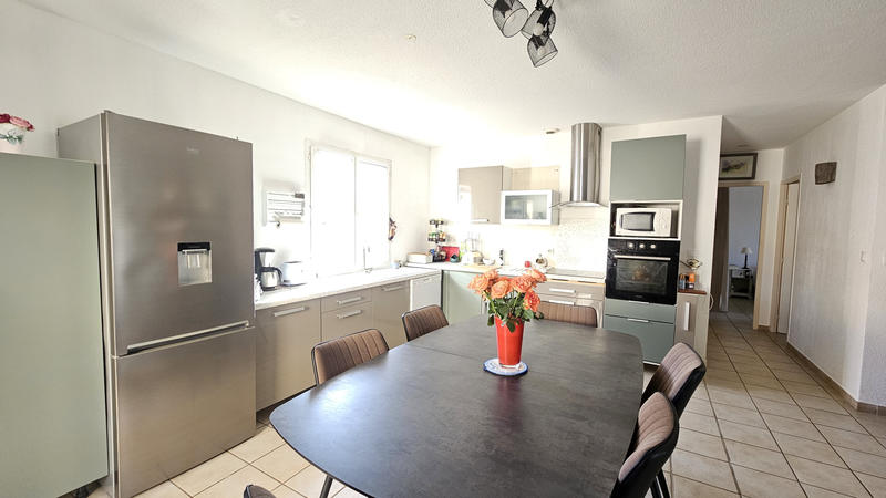 Maison - 80 m² - 4 pièces