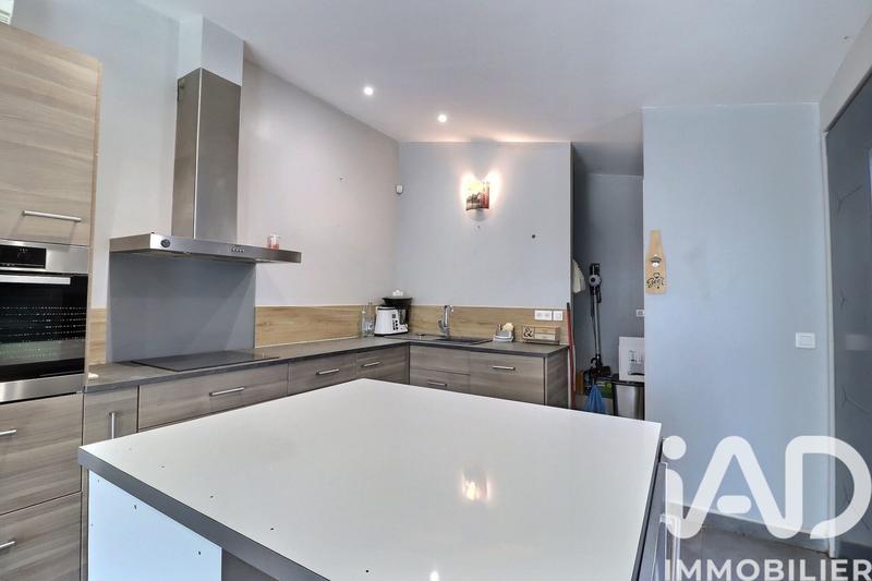 Maison - 401 m² - 13 pièces