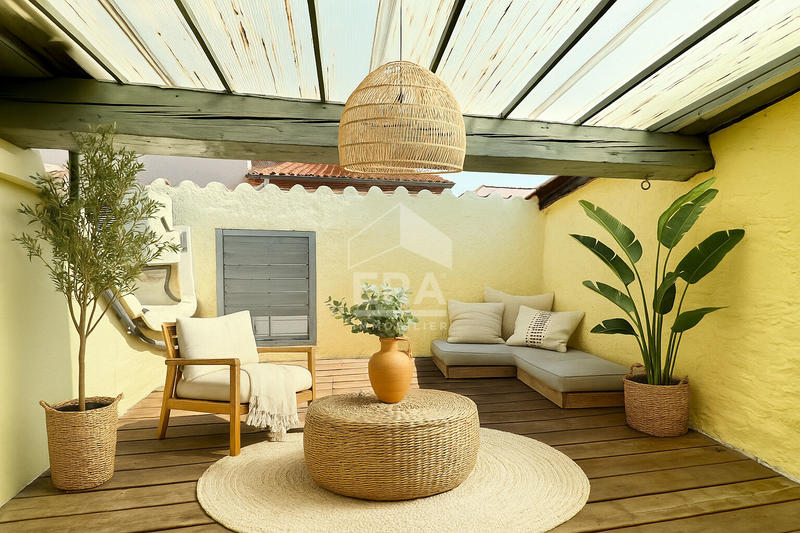 Maison - 93 m² - 5 pièces