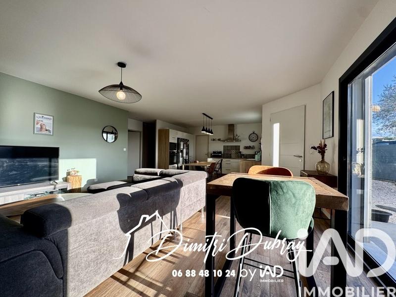 Maison - 90 m² - 4 pièces