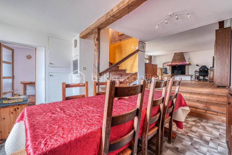 Maison - 136 m² - 7 pièces