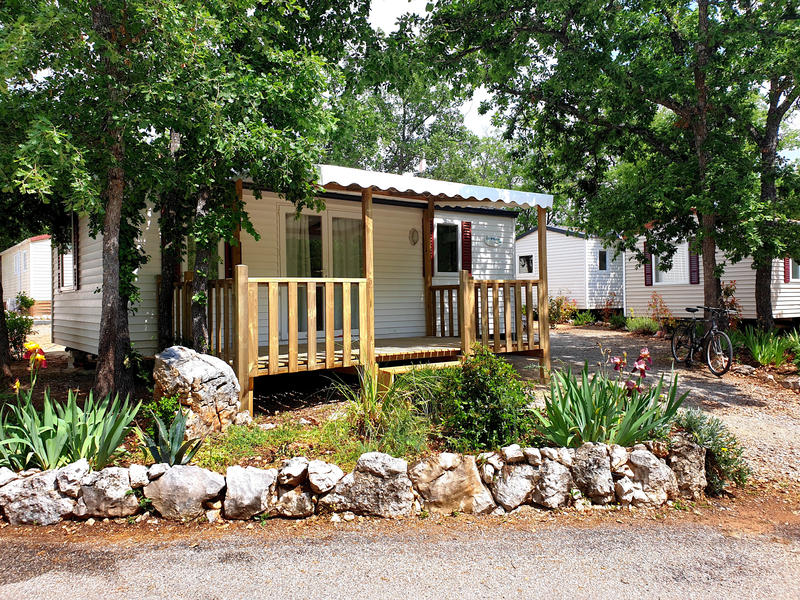 Camping ** Rives du Lac de Sainte Croix