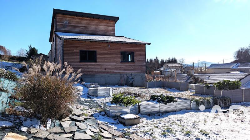 Maison - 123 m² - 5 pièces