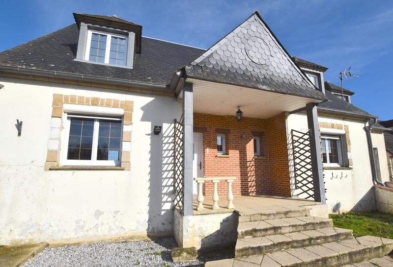 Pavillon - 168 m² - 7 pièces