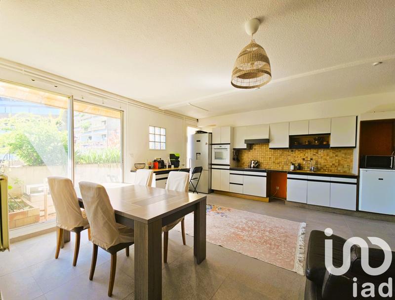 Appartement - 106 m² - 5 pièces