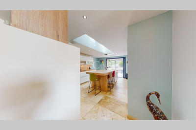 Propriété - 285 m² - 11 pièces