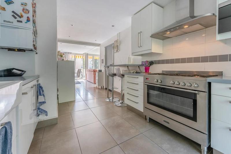 Appartement - 102 m² - 5 pièces