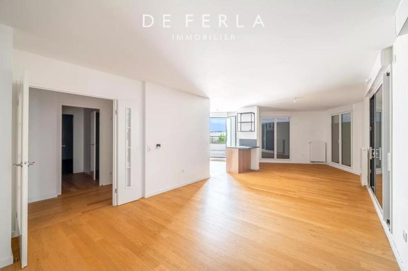 Appartement - 107 m² - 4 pièces