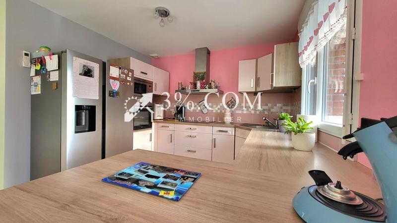 Maison - 97 m² - 5 pièces