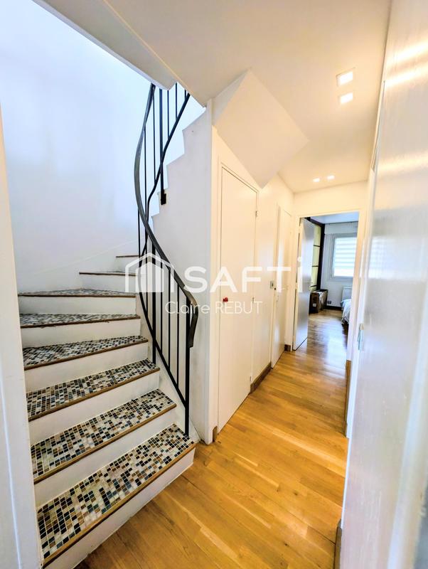 Appartement - 111 m² - 5 pièces