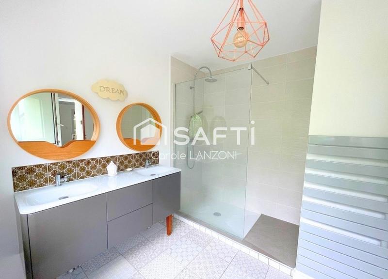 Maison - 142 m² - 5 pièces