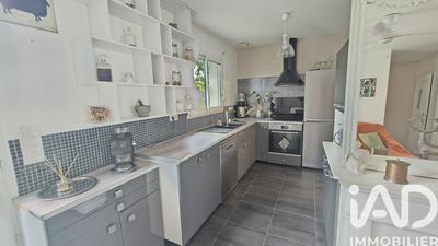 Maison - 80 m² - 4 pièces