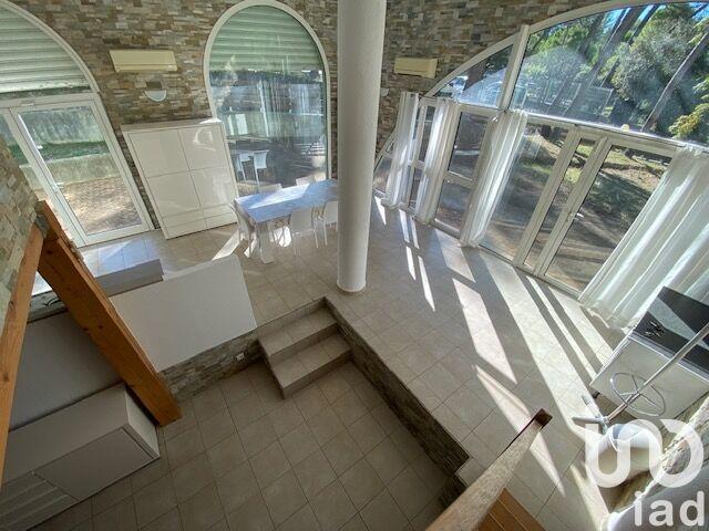 Appartement - 85 m² - 3 pièces