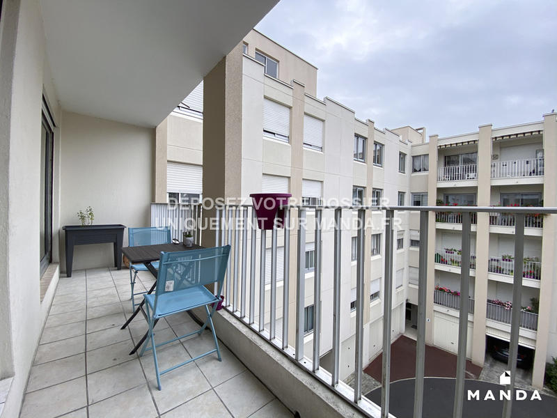 Chambre - 10 m² - 4 pièces