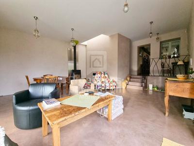 Maison - 150 m² - 5 pièces