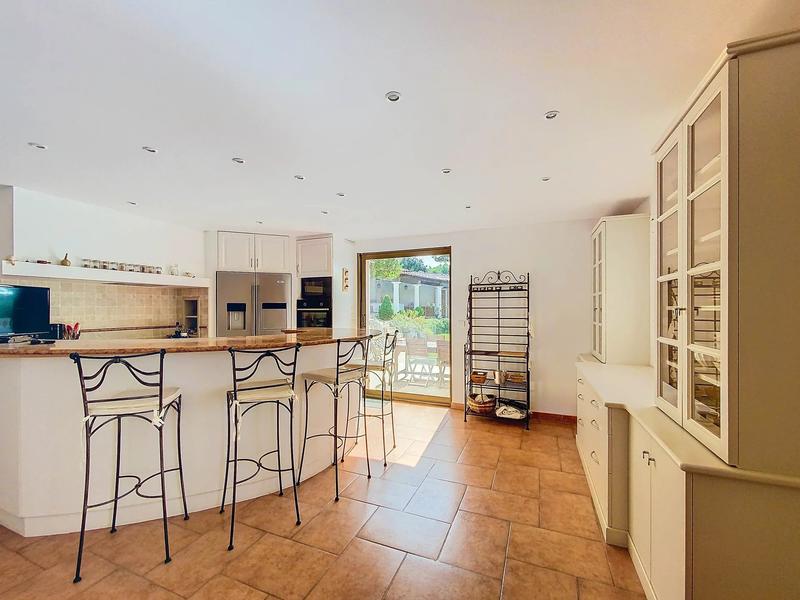 Villa - 155 m² - 4 pièces