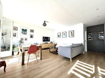 Appartement - 83 m² - 4 pièces