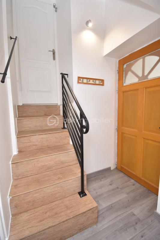 Maison - 97 m² - 5 pièces