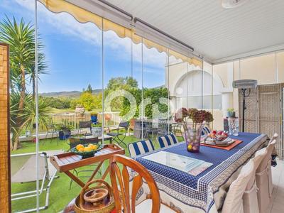 Appartement - 75 m² - 3 pièces