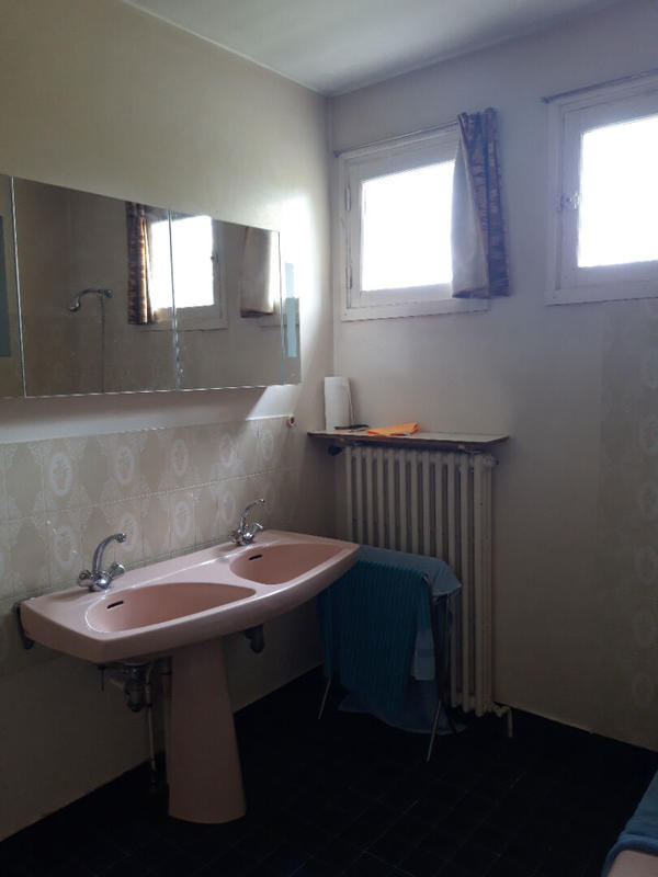 Maison - 290 m² - 10 pièces