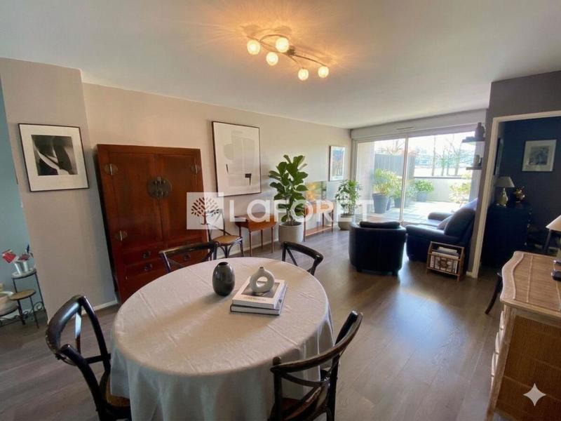 Appartement - 65 m² - 3 pièces