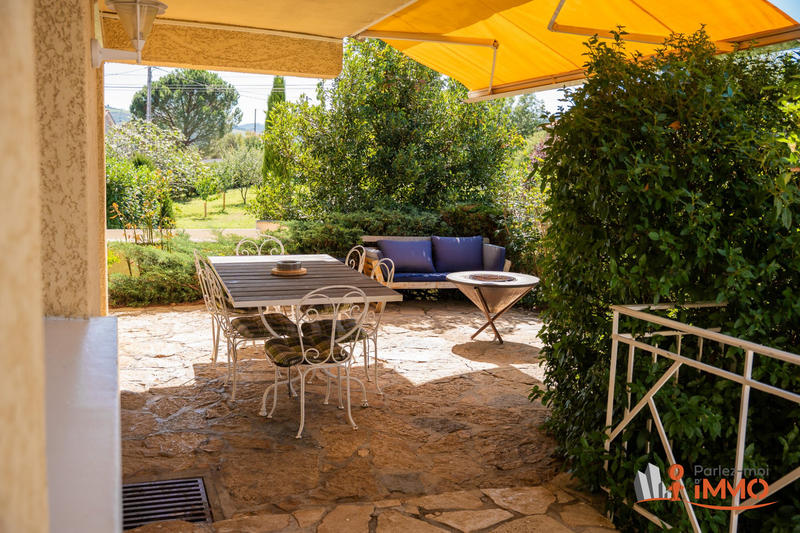 Maison traditionnelle - 196 m² - 7 pièces