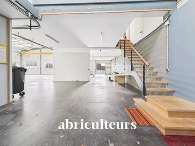 Local d'activité / Entrepôt - 560 m²