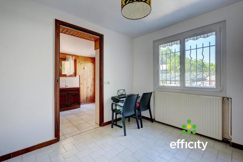 Maison - 200 m² - 7 pièces