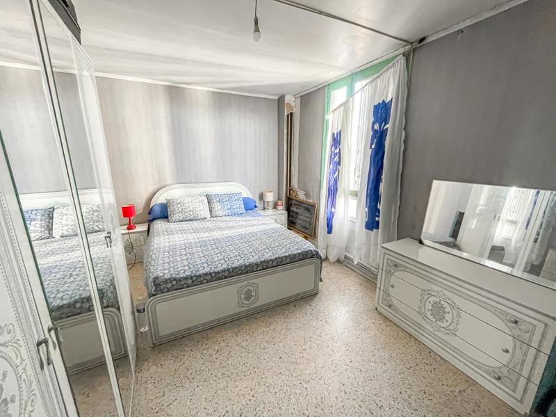 Appartement - 99 m² - 5 pièces