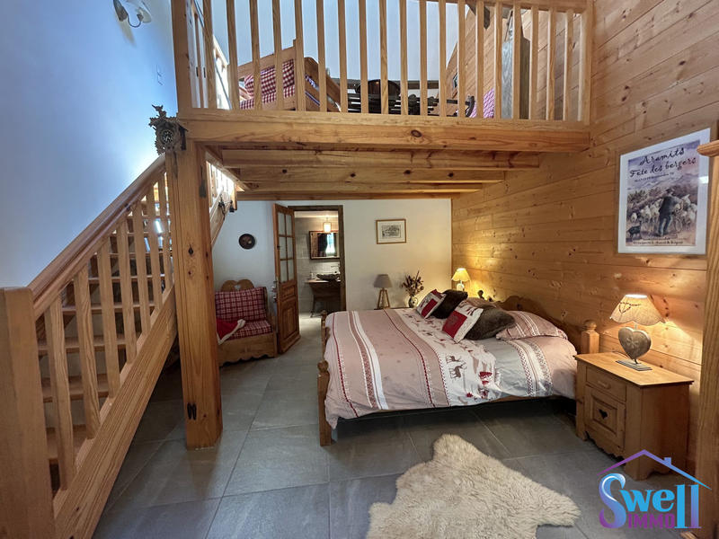 Maison ancienne - 205 m² - 11 pièces