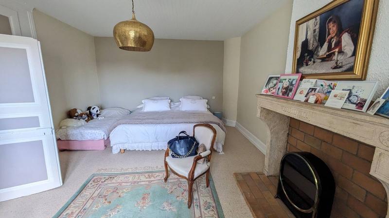 Propriété - 290 m² - 5 pièces