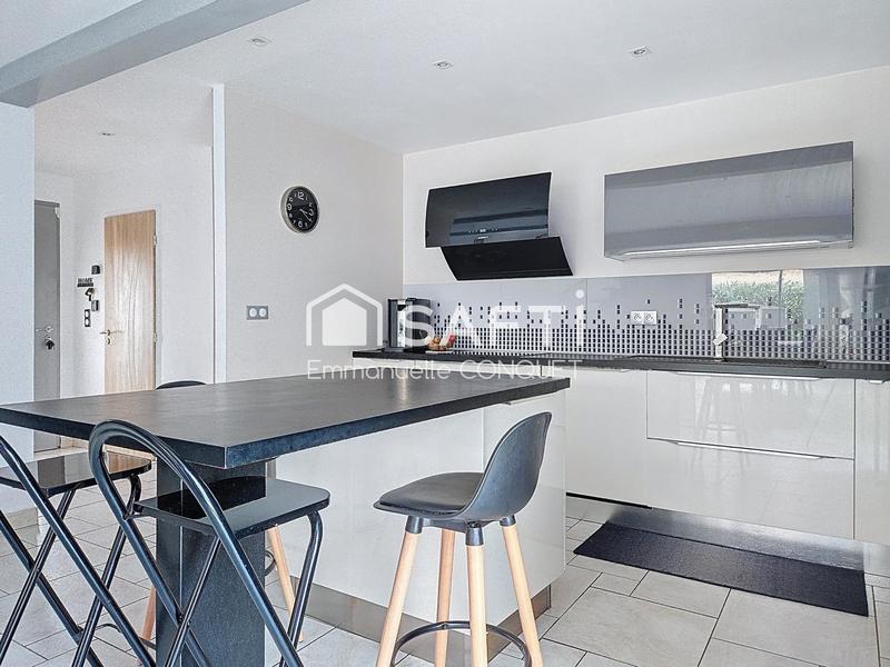 Maison - 130 m² - 5 pièces