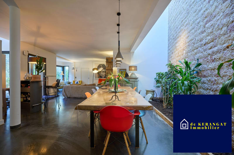 Villa - 238 m² - 8 pièces