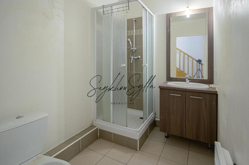 Appartement - 87 m² - 5 pièces