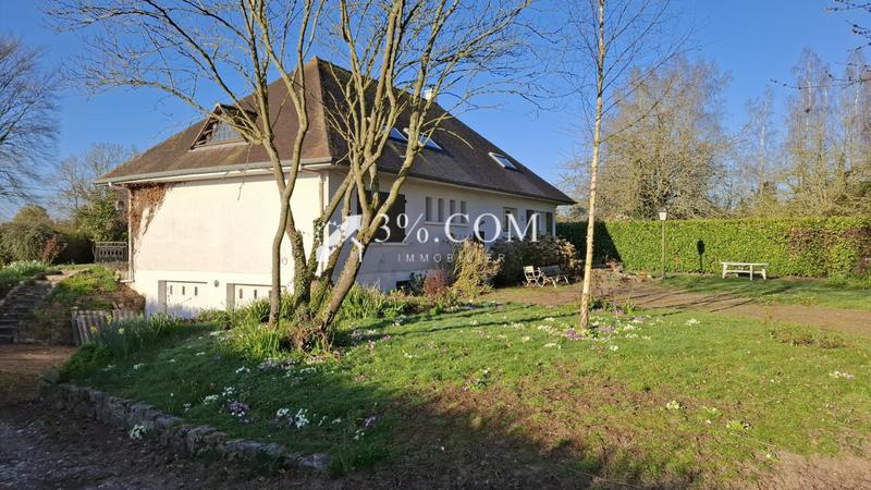 Pavillon - 185 m² - 8 pièces