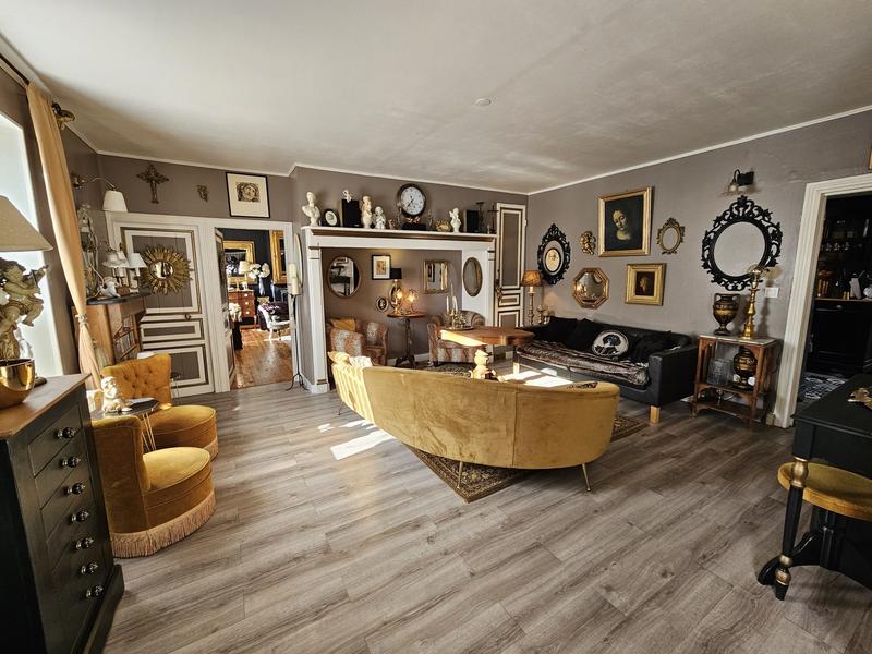 Maison - 158 m² - 6 pièces