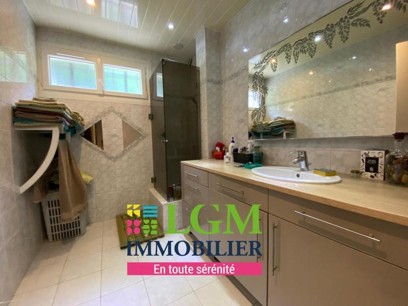 Maison - 182 m² - 6 pièces