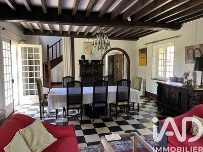 Maison - 258 m² - 10 pièces