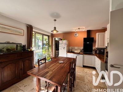 Maison - 76 m² - 4 pièces