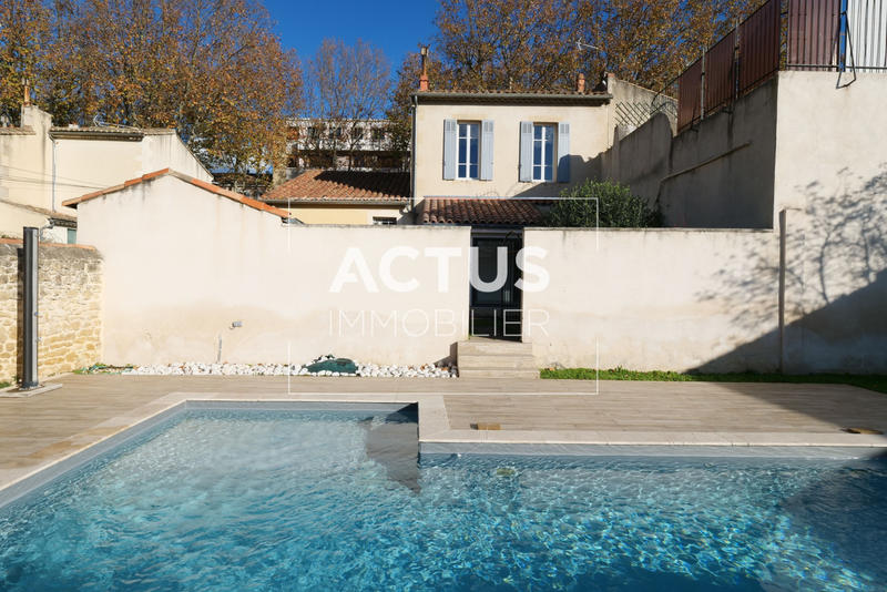 Maison - 155 m² - 6 pièces