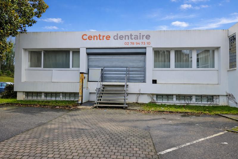 Local commercial - 548 m² - 20 pièces