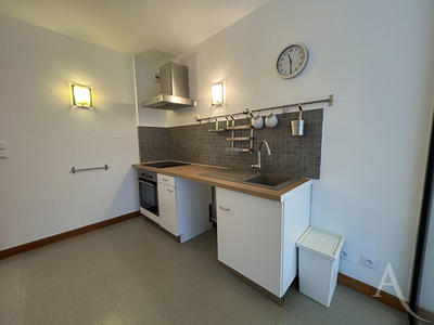 Appartement - 77 m² - 3 pièces